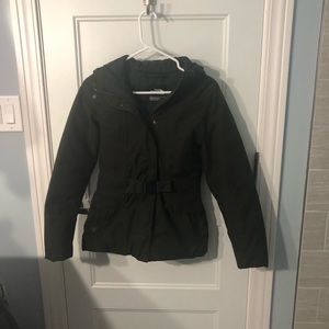 Northface winter down coat with belt in Dark Green